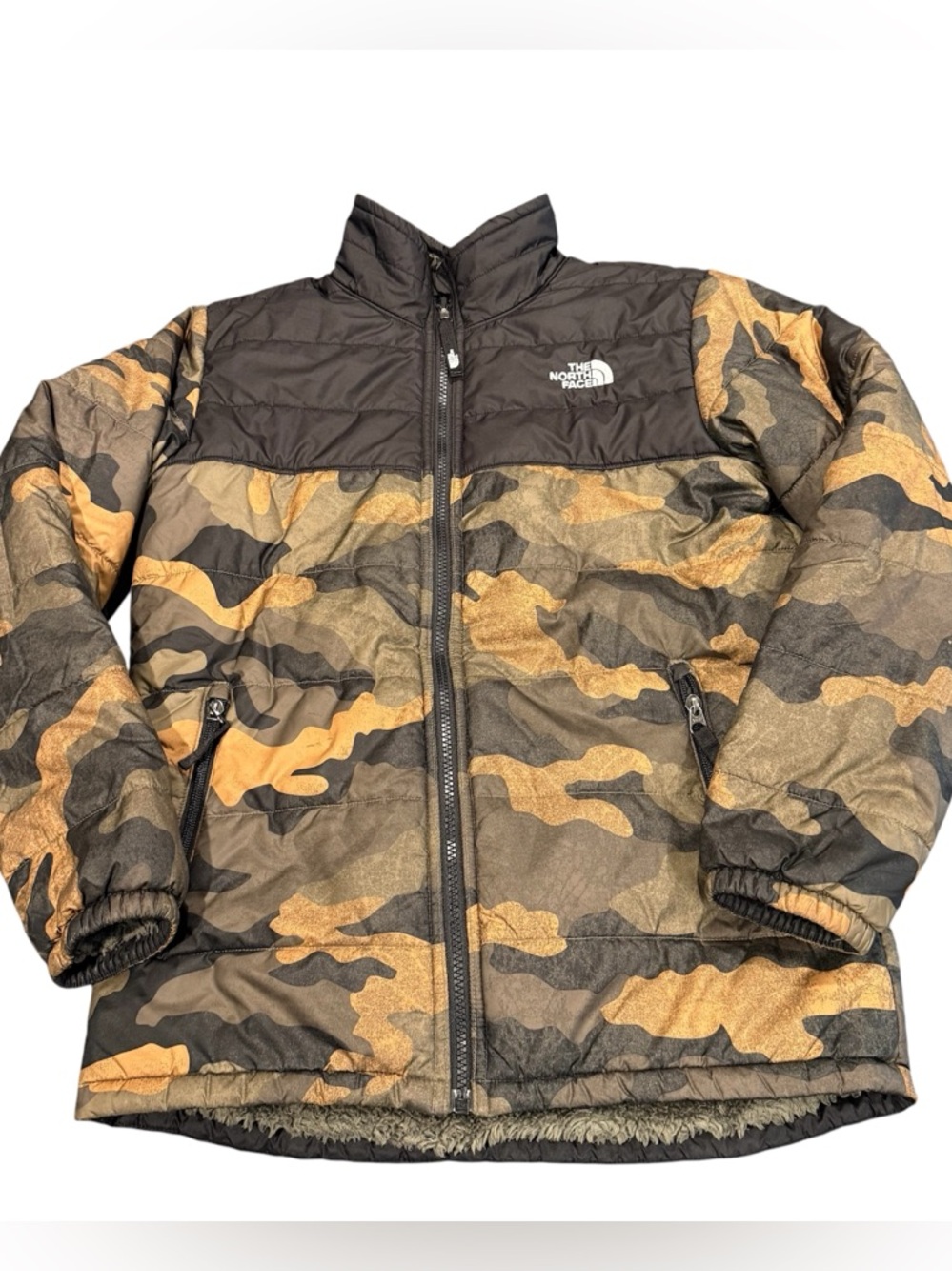 The North Face youth L 14/16 Mount Chimborazo reversible boys camo puffer coat